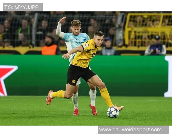 多特蒙德发布新海报展示施洛特贝克阿德耶米与格里马尔多精彩瞬间