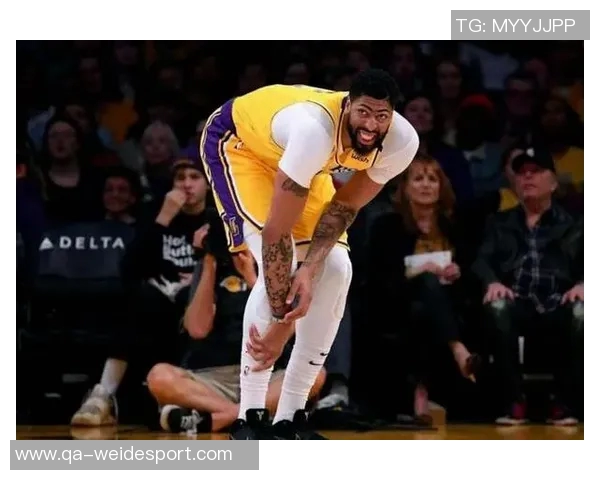 浓眉背靠背砍下30创独行侠生涯新高表现引发热议