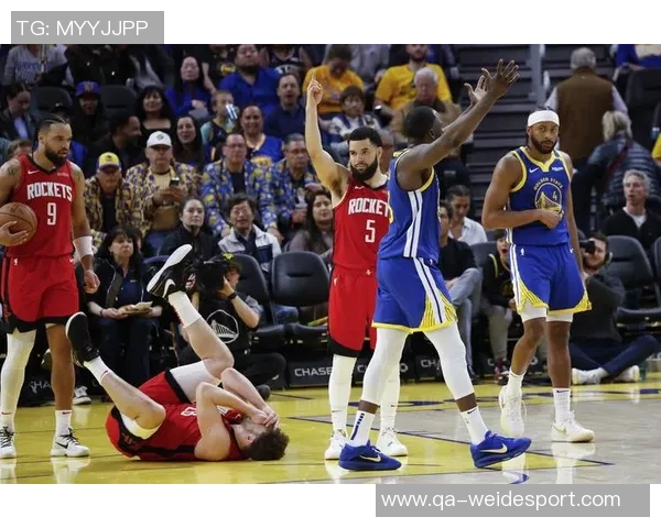 比尔西蒙斯揭晓季后赛传奇老詹成唯一赢得20次系列赛胜利的球员